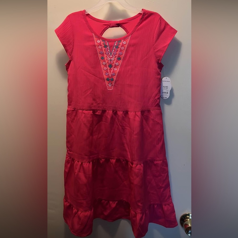 Ruffled Dress 🔥NWT🔥